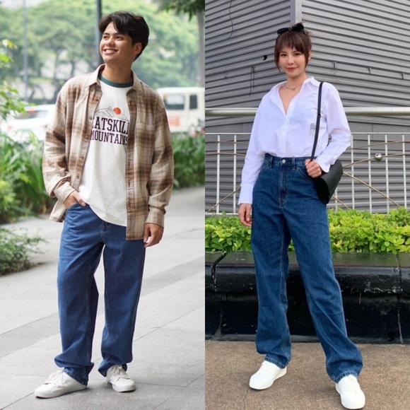 Uniqlo Wide Fit Tapered Leg Jeans Unisex Size 30 High Rise 100% Cotton 65 Blue - Picture 1 of 15